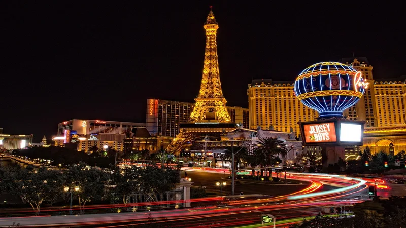 Casino Trực Tuyến 2026 Đăng Ký m88banca88 Nhận Thưởng 2026 | las vegas, eiffel tower, buildings, architecture, illuminated, city lights, motion blur, long exposure, casino, city, cityscape, downtown, night, gambling, hotel, usa, night photography, las vegas, las vegas, las vegas, las vegas, las vegas, casino, casino, hotel